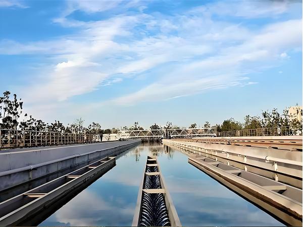 二次供水水池：為何需要每三個月清洗一次？